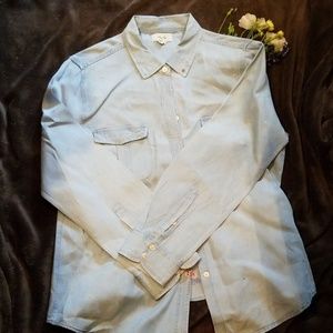 Women's long sleeve button down shirt